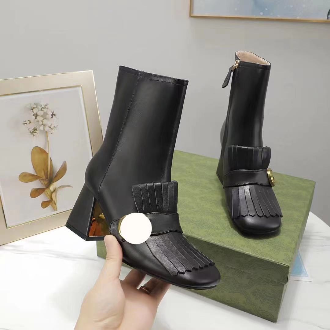 Designer Boots Womens Boot Martin Desert Flamingos luxury 100% leather Black white Color Ankle Highet chunky heels antiskid design Winter sexy Women shoes, Separate 1 shoe box
Designer Boots Womens Boot Martin Desert Flamingos luxury 100% leather Black white Color Ankle Highet chunky heels antiskid design Winter sexy Women shoes, Separate 1 shoe box
