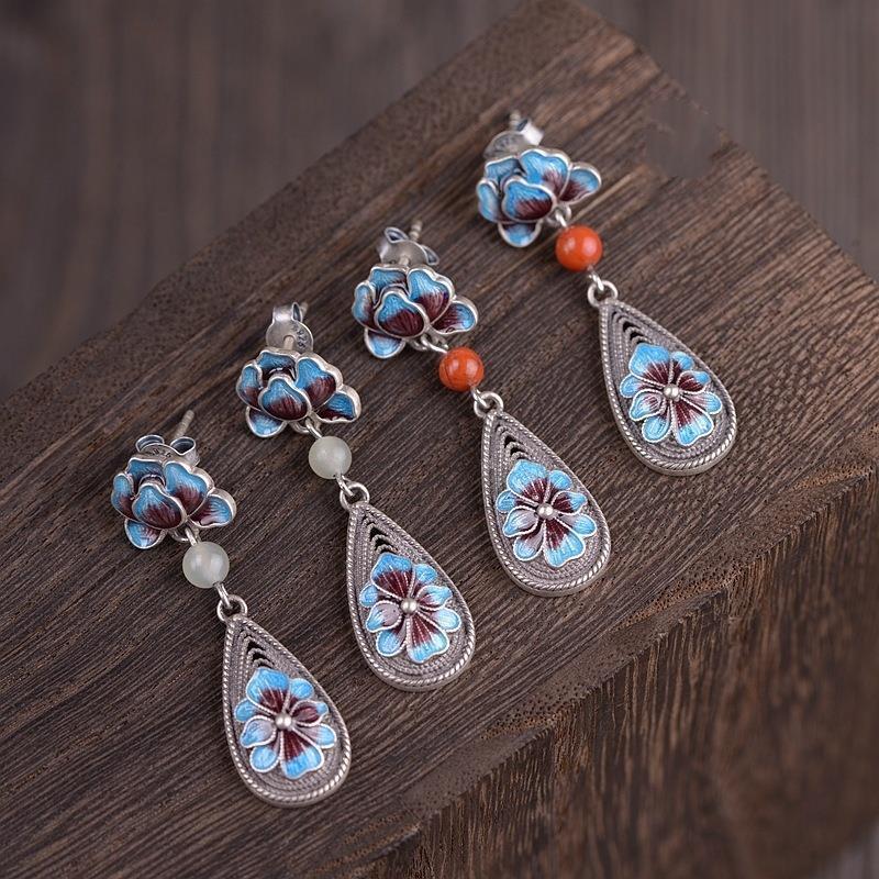 Dangle & Chandelier Silver Inlaid South Red Jade Peony Cloisonne Enamel Earrings Chinese Style Retro Minority Design Elegant Women's Brand J
Dangle & Chandelier Silver Inlaid South Red Jade Peony Cloisonne Enamel Earrings Chinese Style Retro Minority Design Elegant Women's Brand J