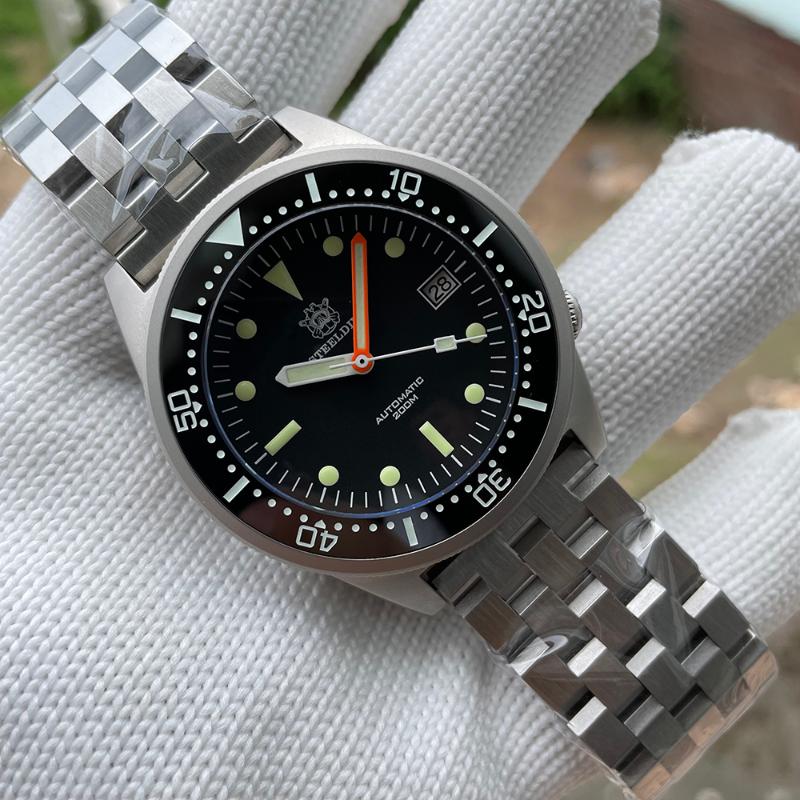 Wristwatches STEELDIVE SD1979 Mens Automatic Watches NH35 Sapphire Crystal Luminous 200m Waterproof Self Winding Mechanical 2021, 79bl-lr blue
Wristwatches STEELDIVE SD1979 Mens Automatic Watches NH35 Sapphire Crystal Luminous 200m Waterproof Self Winding Mechanical 2021, 79bl-lr blue