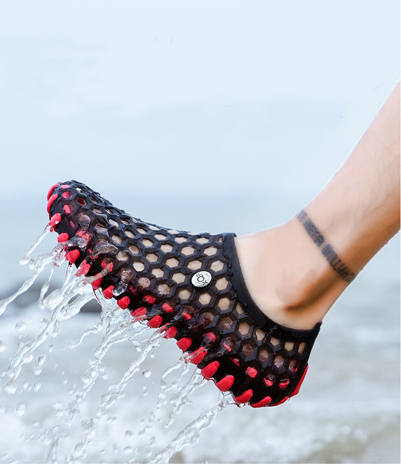 Summer Sandals Unisex Clogs Garden Shoes Light Slip-on Jelly Shoes Slippers Women Men Beach Water Shoe Soft Flats, Black white
Summer Sandals Unisex Clogs Garden Shoes Light Slip-on Jelly Shoes Slippers Women Men Beach Water Shoe Soft Flats, Black white