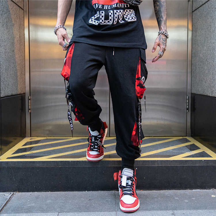 Men Hip Cargo Pants Streetwear Harajuku Joggers Sweatpants Tactical Pants Camouflage Pockets Buckle Ribbon Track Trousers 210527