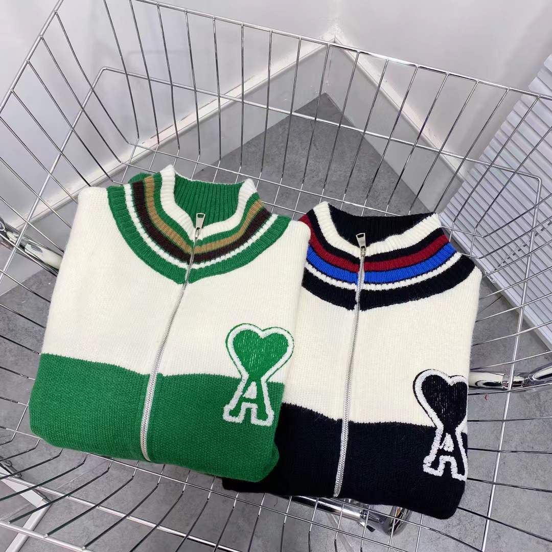 sweater designer varsity jacket men Clothing Luxury Knitted coat Women Bomber Coats Streetwear Baseball jacket love stitching letter A 2022, Black;brown
sweater designer varsity jacket men Clothing Luxury Knitted coat Women Bomber Coats Streetwear Baseball jacket love stitching letter A 2022, Black;brown