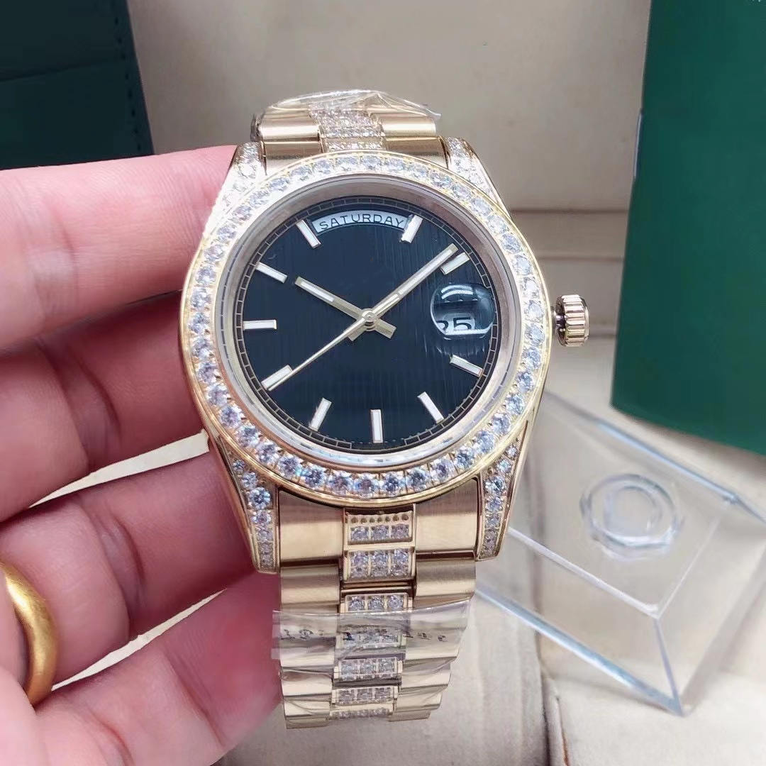 High quality gold 41mm day date fashion mens women watch Sapphire Mechanical automatic watches Diamond design Stainless steel bracelet waterproof Wristwatch Bags
High quality gold 41mm day date fashion mens women watch Sapphire Mechanical automatic watches Diamond design Stainless steel bracelet waterproof Wristwatch Bags
