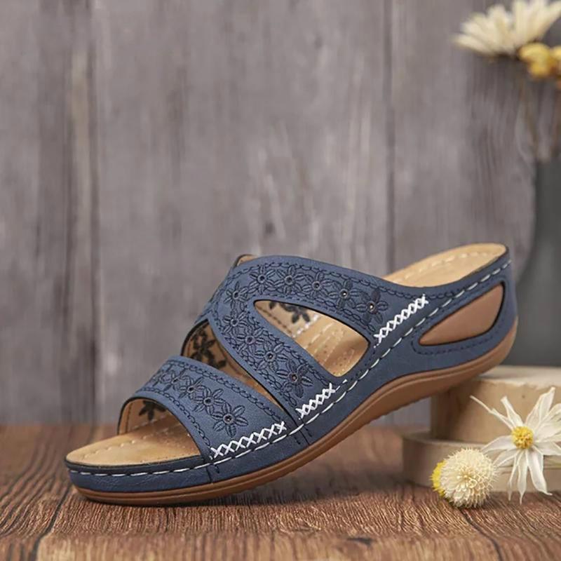Slippers Women Wedges Ladies Shoes Comfortable Platform Sandals Casual Soft Cozy Plus Size Female Summer Beach Slides, Black
Slippers Women Wedges Ladies Shoes Comfortable Platform Sandals Casual Soft Cozy Plus Size Female Summer Beach Slides, Black