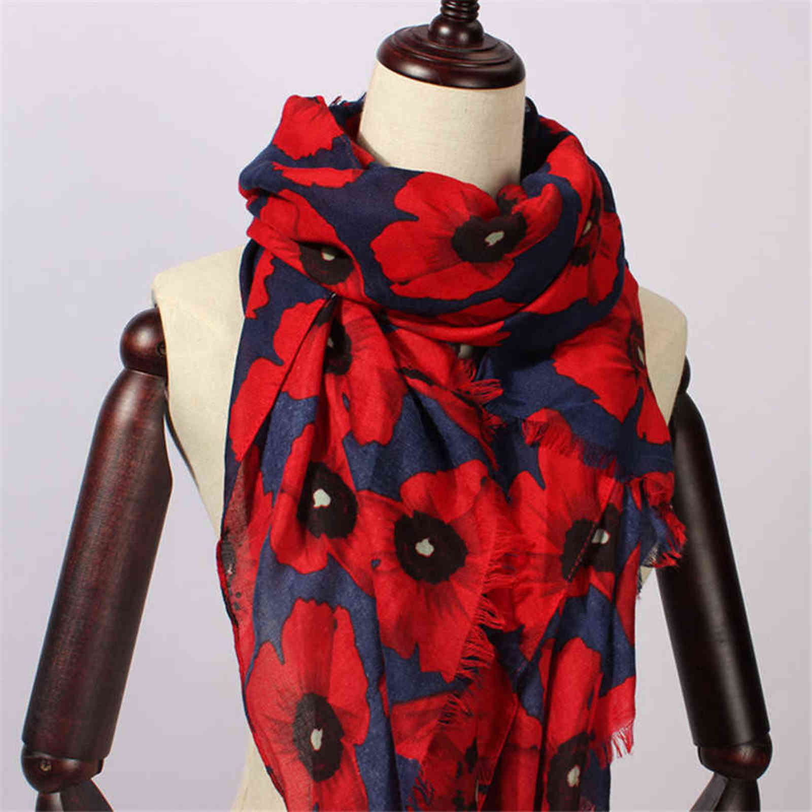 2021 Women Scarf Vintage Poppy Floral Viscose Scarves New Design Shawls and Wraps Lady Fringe Pashmina Muffler Hijab Foulard Cap Y1108
2021 Women Scarf Vintage Poppy Floral Viscose Scarves New Design Shawls and Wraps Lady Fringe Pashmina Muffler Hijab Foulard Cap Y1108