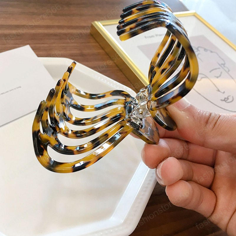 Acetate Resin Hollow Hair Crab Clip Women Acrylic Large Hair Claws Clamps Geometric Barrette Ponytail Holder Hairpins Accessories