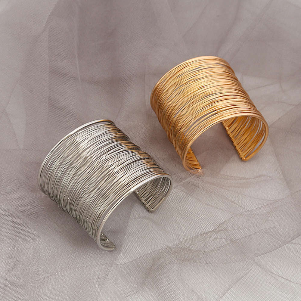 Hand catenary Hand decoration fashion open wire winding Braided Bracelet, Golden;silver
Hand catenary Hand decoration fashion open wire winding Braided Bracelet, Golden;silver