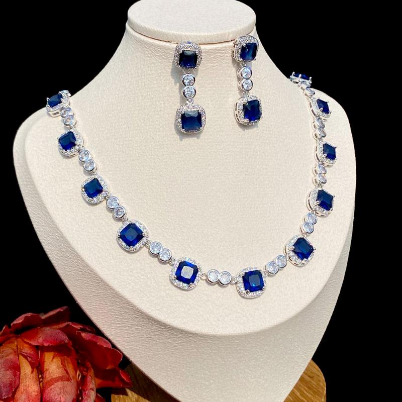 Earrings & Necklace ASNORA Fashion Wedding Female Accessories Blue Cubic Zircon Bridal Jewelry Set X1007, Silver
Earrings & Necklace ASNORA Fashion Wedding Female Accessories Blue Cubic Zircon Bridal Jewelry Set X1007, Silver