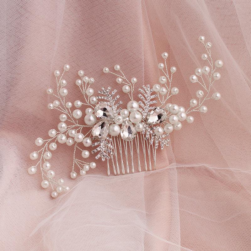 Hair Clips & Barrettes Est Handmade Pearls Wedding Bride Combs Women Prom Bridal Jewelry Accessories Headwear Ornaments, Golden;silver
Hair Clips & Barrettes Est Handmade Pearls Wedding Bride Combs Women Prom Bridal Jewelry Accessories Headwear Ornaments, Golden;silver
