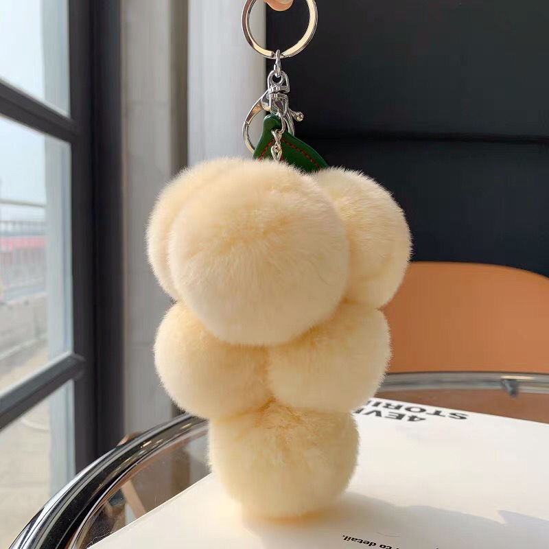 Lovely Grape Chain Key Rings Plush Bag Pendant Net Red Plush Ball Car Key Chain Pendant Accessories