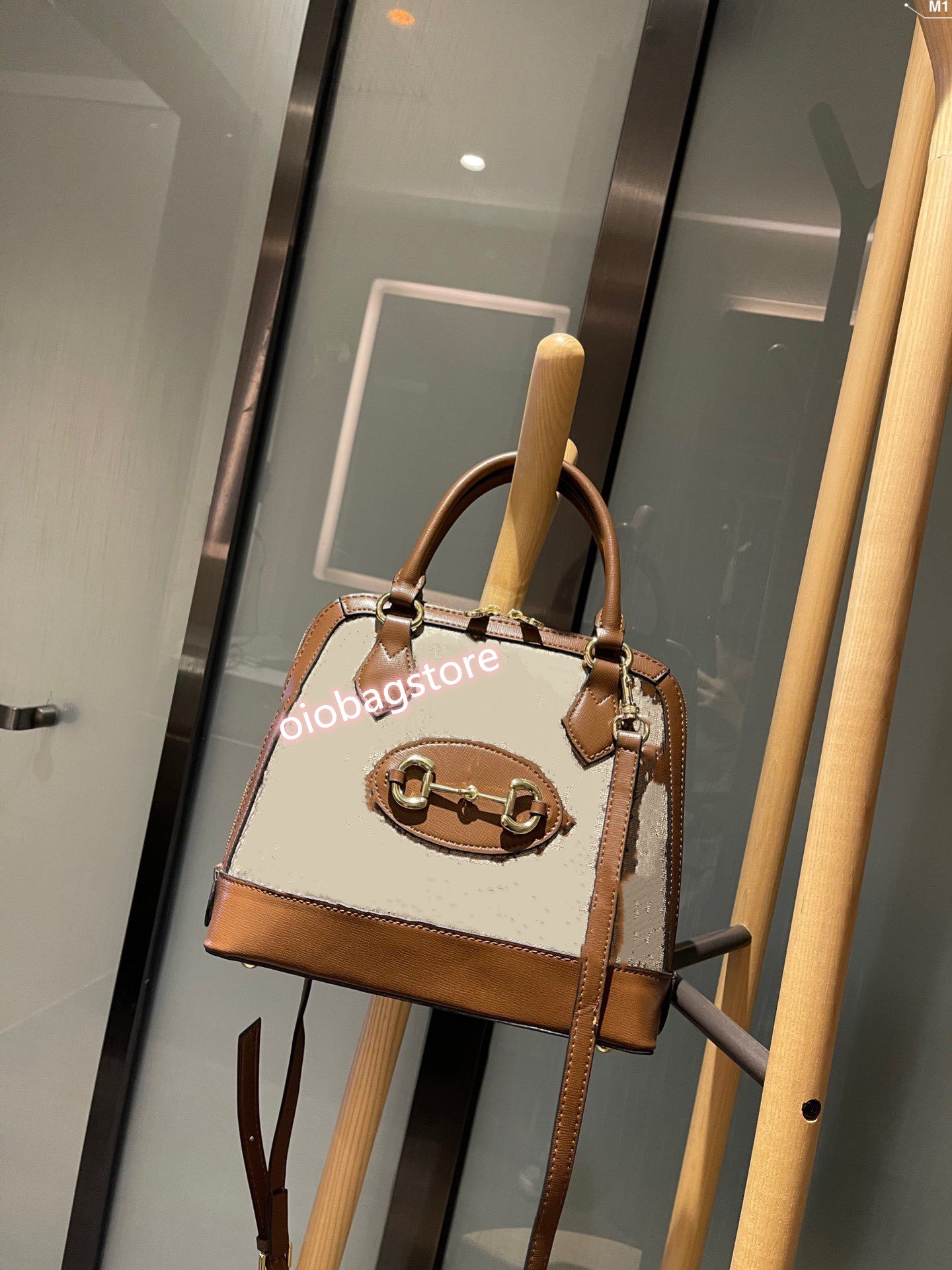 2021 Wholesale Senior handbag Shell bag leather Delicate and cabinet version of retros series fashionable retro size 26 9 23
2021 Wholesale Senior handbag Shell bag leather Delicate and cabinet version of retros series fashionable retro size 26 9 23