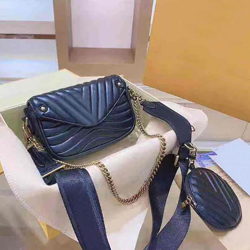2-piece ladies bag handbag with original box date code high quality coin purse single shoulderbag messenger multifunctional wholesale, Black with box
2-piece ladies bag handbag with original box date code high quality coin purse single shoulderbag messenger multifunctional wholesale, Black with box