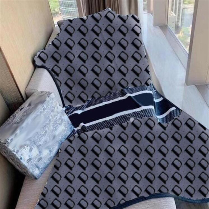 Luxury Simplicity Blankets High Quality Letter Printed Coral Fleece Blue Blanket Fashion Warm Outdooor Portable Bedding Supplies
Luxury Simplicity Blankets High Quality Letter Printed Coral Fleece Blue Blanket Fashion Warm Outdooor Portable Bedding Supplies