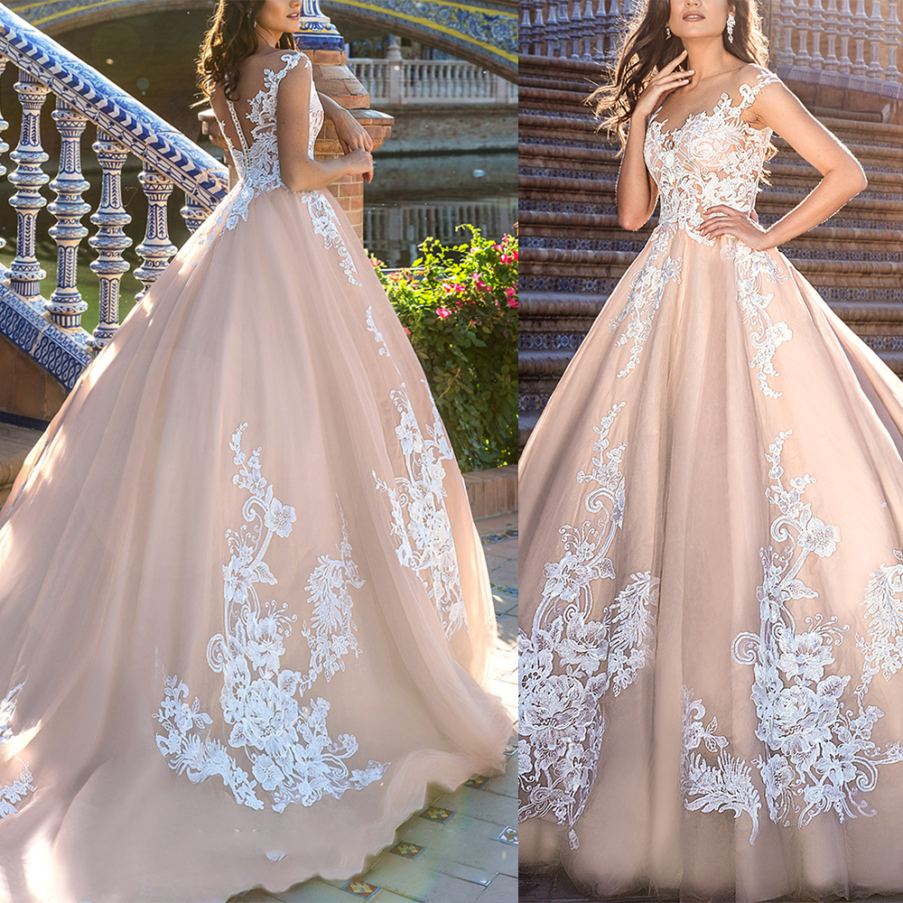 Luxury Beautiful Wedding Dresses Lace Sleeveless Appliques Gown A Line Bridal Train Custom Made V-Neck Sequins Gown