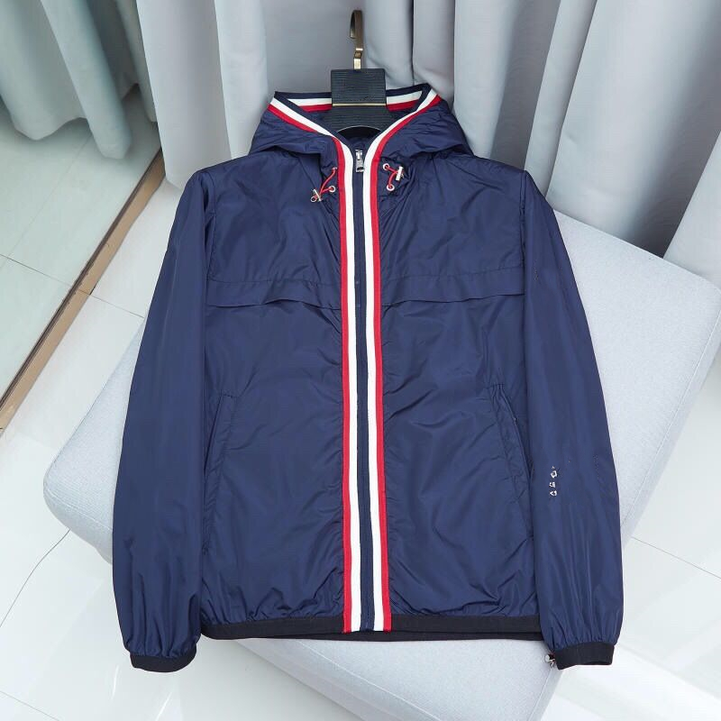 Luxury France Men's Jackets desinger brand Printed letter color stripe trendy fashion maya jacket all-match casual thin style coat, Supplement (not shipped separately)
Luxury France Men's Jackets desinger brand Printed letter color stripe trendy fashion maya jacket all-match casual thin style coat, Supplement (not shipped separately)
