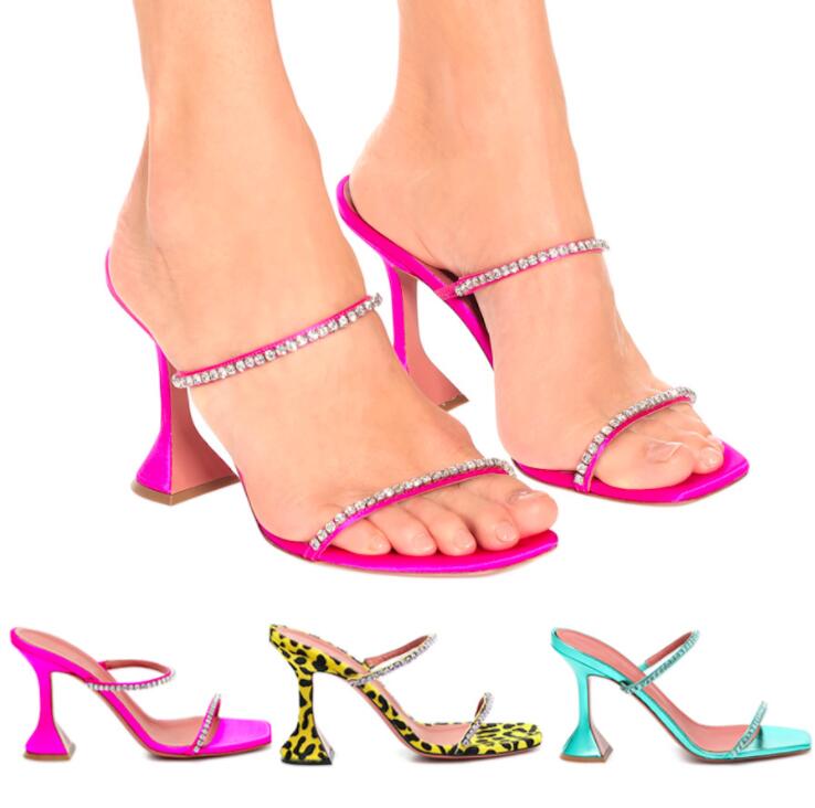 2021 ultra hydraulic diamond square head Roman wine glass heel sandals web celebrity versatile stiletto heels for women instagram trend, Green
2021 ultra hydraulic diamond square head Roman wine glass heel sandals web celebrity versatile stiletto heels for women instagram trend, Green
