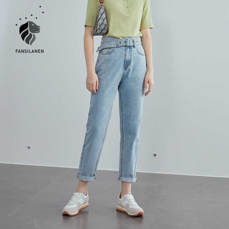 FANSILANEN Casual blue straight jeans Women vintage high waist denim pants Spring streetwear elegant female bottom 210607, Without belt
FANSILANEN Casual blue straight jeans Women vintage high waist denim pants Spring streetwear elegant female bottom 210607, Without belt