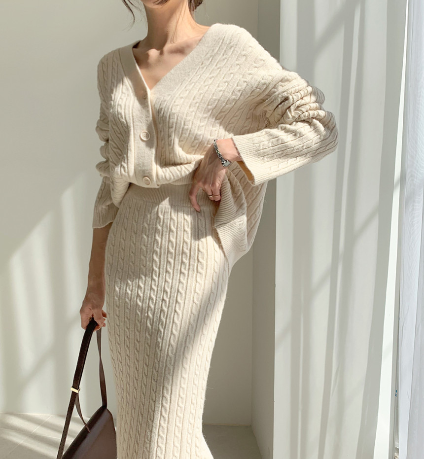 Elegant Formal Single-breast Knitted Sets Autumn Winter OL V-neck Sweater +Skirt Suits 2 Piece Set Woman Clothes 210421