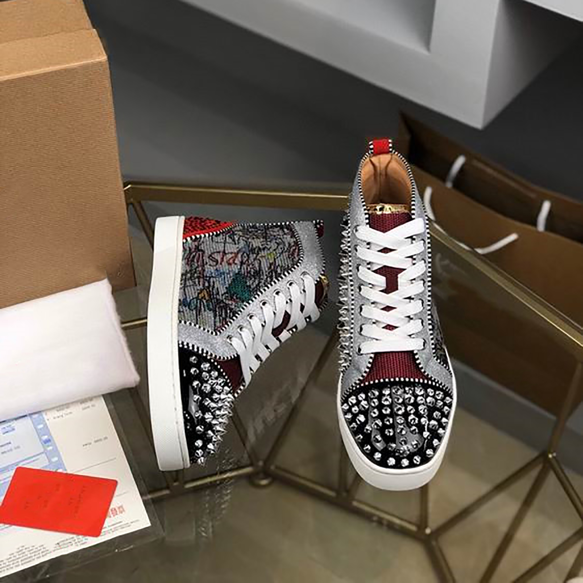 Mens Luxury Designer Shoes High-Top Spikes Sneakers Genuine Leather Red Bottom Sneaker Men Trainers Fashion Casual Shoe With Box size 46, Black
Mens Luxury Designer Shoes High-Top Spikes Sneakers Genuine Leather Red Bottom Sneaker Men Trainers Fashion Casual Shoe With Box size 46, Black