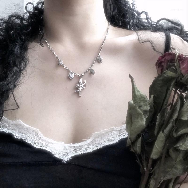 Chains Angel Necklaces Woman Heart Necklace Ladies Cool God Of Love Cupid Pendant Chain Punk Silver Color European Zinc Alloy Oorbellen
Chains Angel Necklaces Woman Heart Necklace Ladies Cool God Of Love Cupid Pendant Chain Punk Silver Color European Zinc Alloy Oorbellen