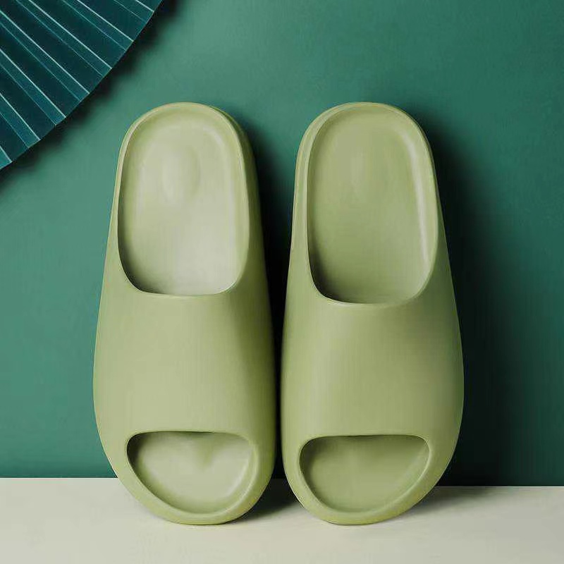 2021 Sandals Triple Black Slide Desert Sand Rubber Sootheze Slippers Women Mens Gear bottoms Loafers Moccasins Tainers bone Designer Simple Slingback Beach Shoes
2021 Sandals Triple Black Slide Desert Sand Rubber Sootheze Slippers Women Mens Gear bottoms Loafers Moccasins Tainers bone Designer Simple Slingback Beach Shoes