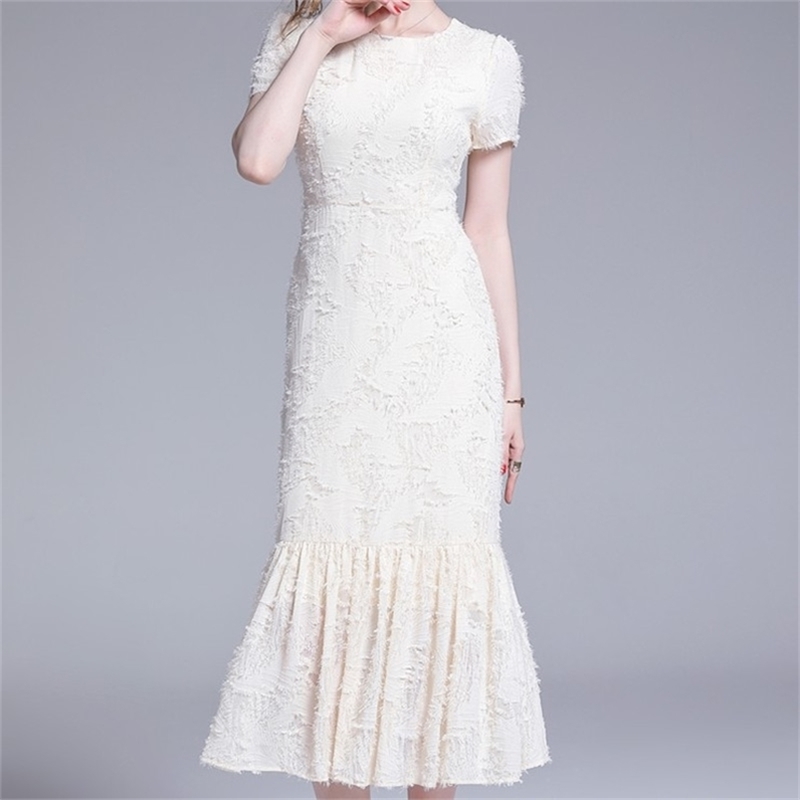 Sexy Hollow Out Lace Mermaid Bodycon Dress Women Summer Slim Brttoming Dresses OL Korean Style Party Vestidos 210603, Picture color
Sexy Hollow Out Lace Mermaid Bodycon Dress Women Summer Slim Brttoming Dresses OL Korean Style Party Vestidos 210603, Picture color