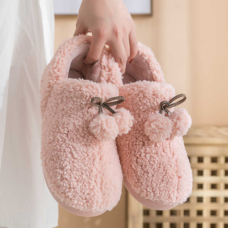 2021 Soft Indoor Fur Slippers Flat Non-slip Whole Package Cotton Shoes Couples Fluffy Fur Warm Home Solid Color Female Slippers H0827, White
2021 Soft Indoor Fur Slippers Flat Non-slip Whole Package Cotton Shoes Couples Fluffy Fur Warm Home Solid Color Female Slippers H0827, White