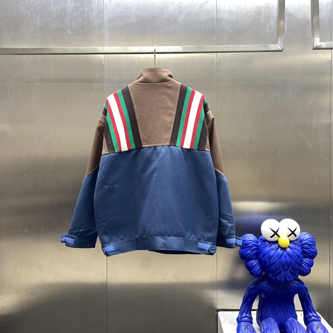 2023 ss Designers Jackets Men Women Stand Collar three-colour stripe Jacquard letter Man Paris Fashion Street long Sleeve luxurys, Multi
2023 ss Designers Jackets Men Women Stand Collar three-colour stripe Jacquard letter Man Paris Fashion Street long Sleeve luxurys, Multi