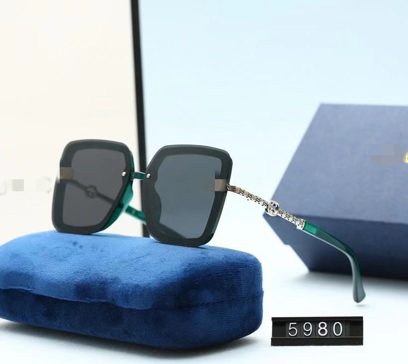 Brand Design Luxury Sunglasses for Mens 5Colors Fashion Classic UV400 High Quality Summer Outdoor Driving Beach Leisure, White;black
Brand Design Luxury Sunglasses for Mens 5Colors Fashion Classic UV400 High Quality Summer Outdoor Driving Beach Leisure, White;black