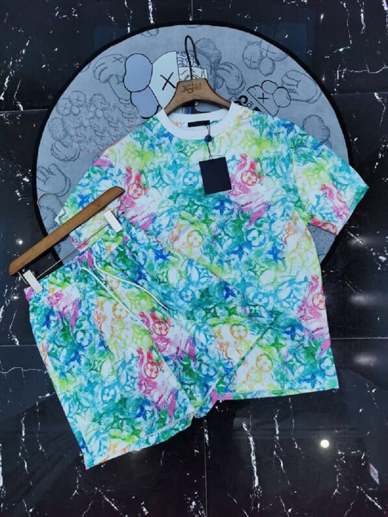 Summer leisure sports T-shirt, beach pants, women's and men's printed pattern suit, fashion sweatshirt, hooded jacket, size: x-m-l
Summer leisure sports T-shirt, beach pants, women's and men's printed pattern suit, fashion sweatshirt, hooded jacket, size: x-m-l