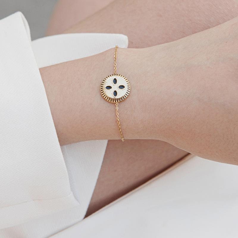 Link, Chain Vintage French Style Stainless Steel Bracelet Dripping Oil Fashion And Simplicity Gold Color Jewelry Gift
Link, Chain Vintage French Style Stainless Steel Bracelet Dripping Oil Fashion And Simplicity Gold Color Jewelry Gift