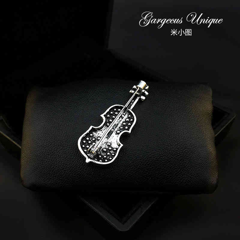 887 Exquisite Violin Brooch Full Diamond Instrument Pin Men's and Women's Suit Elegant Accessories