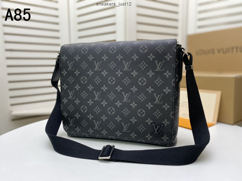 M44001 District Mm Men Handbags Iconic Bags Top Handles Shoulder Totes Cross Body Bag Clutches Evening
M44001 District Mm Men Handbags Iconic Bags Top Handles Shoulder Totes Cross Body Bag Clutches Evening