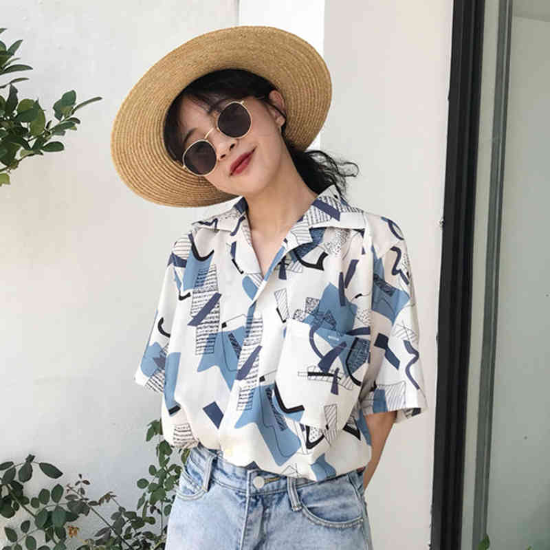 Lucyever Fashion Printed Turn Down Callor Shirts Women Casual Loose Short Sleeve Blouse Woman Summer Vintage Streetwear Ladies 210521