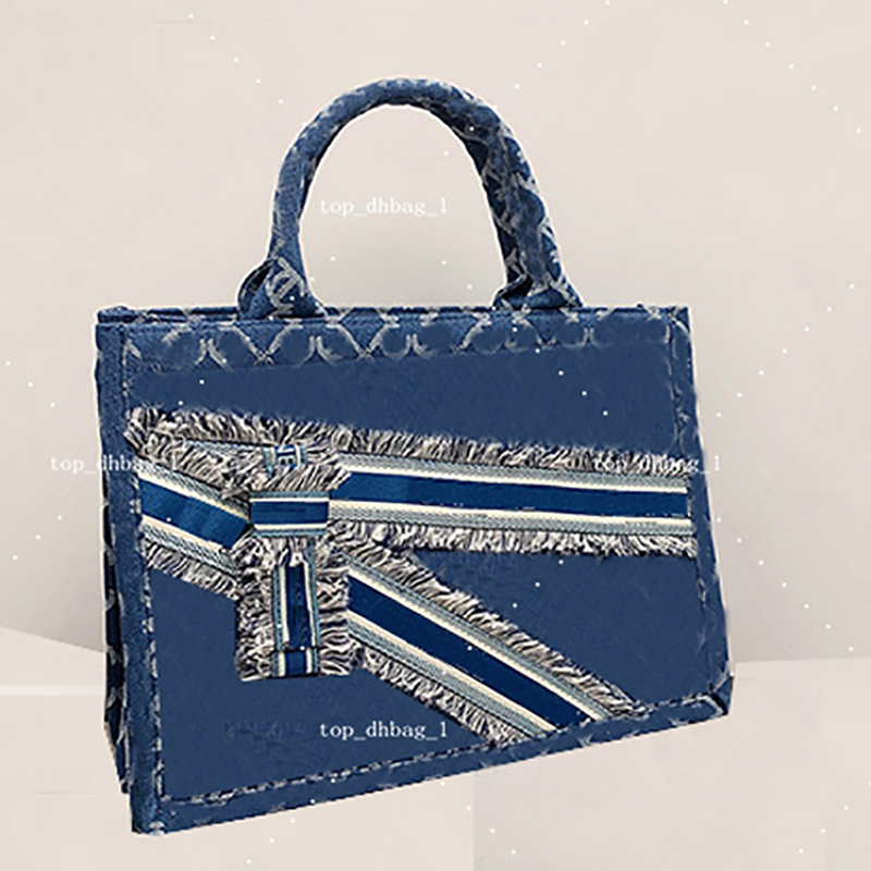 luxury handbags woman bag fashion women bags Designer Crossbody Denim peony flower shape Large medium small handbag pendant, Reference evaluation
luxury handbags woman bag fashion women bags Designer Crossbody Denim peony flower shape Large medium small handbag pendant, Reference evaluation