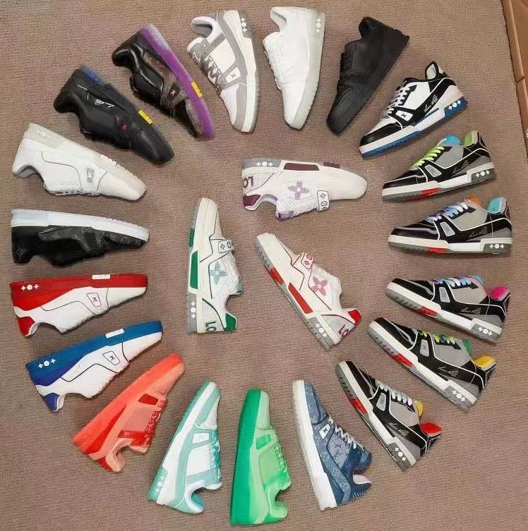 Louis Vuitton 2021 Designer Mens LV Casual Shoes Quality Graffiti Flats Sneakers Luxury Watercolor Flowers Trainers Lace Up Gingham Checker, Black
Louis Vuitton 2021 Designer Mens LV Casual Shoes Quality Graffiti Flats Sneakers Luxury Watercolor Flowers Trainers Lace Up Gingham Checker, Black