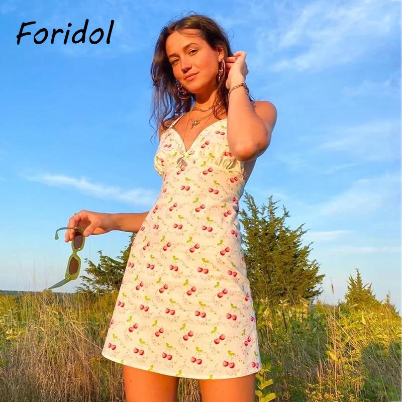 Casual Dresses Foridol Cherry Print White Summer Beach Dress Women Spaghetti Strap Backless Lace Up Short Mini Vintage Holiday 2021
Casual Dresses Foridol Cherry Print White Summer Beach Dress Women Spaghetti Strap Backless Lace Up Short Mini Vintage Holiday 2021