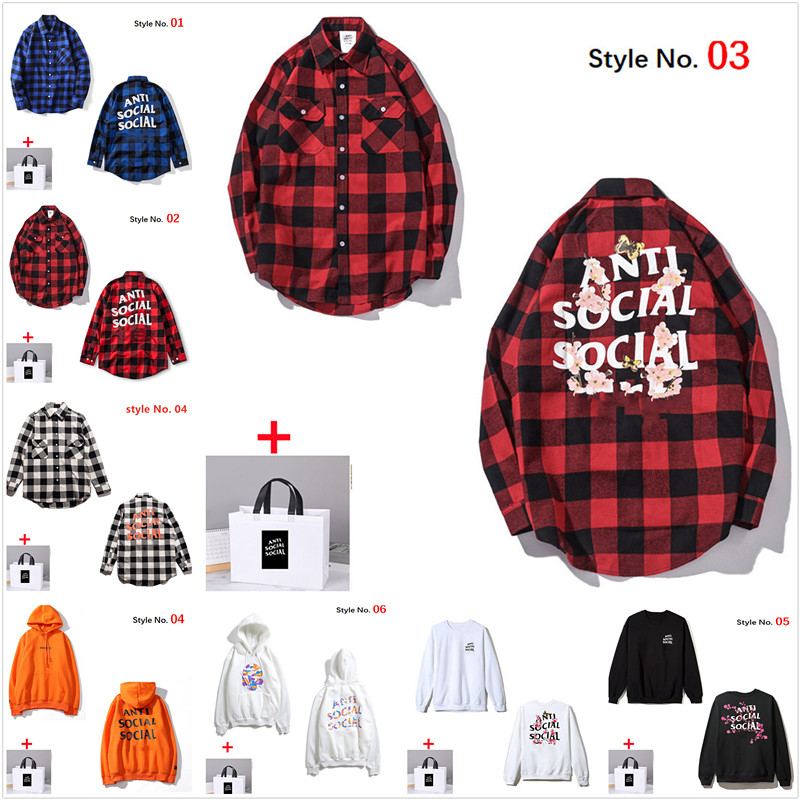 6 2021 Men Casual Shirts Women Long Sleeve High Quality Shirts Letter Printed Letter printing Hip Hop Style Clothes With Label Box, White;black
6 2021 Men Casual Shirts Women Long Sleeve High Quality Shirts Letter Printed Letter printing Hip Hop Style Clothes With Label Box, White;black