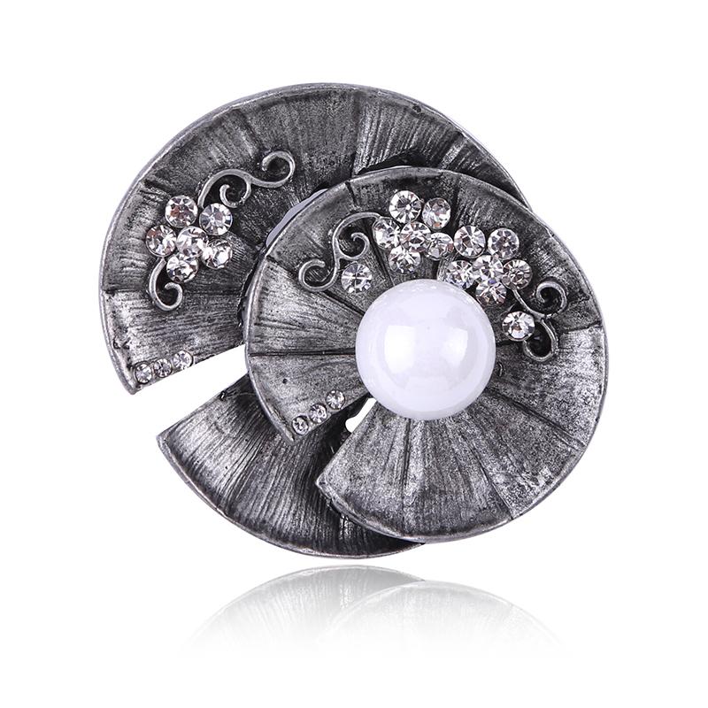 Pins, Brooches High Quality Vintage Alloy Pearl Flower Brooch Metal Double Jewelry Fashion Clothing Decoration Accessories
Pins, Brooches High Quality Vintage Alloy Pearl Flower Brooch Metal Double Jewelry Fashion Clothing Decoration Accessories