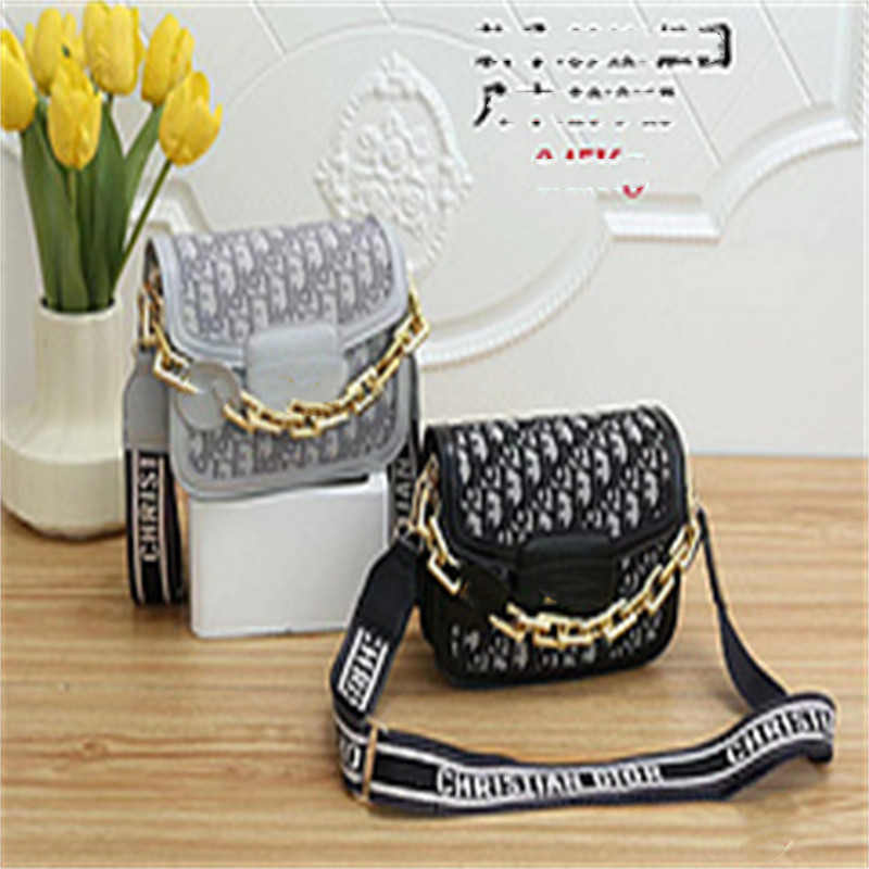 High Quality Luxurys Designers Wallets Purse Bag Fashion Short Wallet Classic Pallas Card Holder Coin Purses Hot, Grey
High Quality Luxurys Designers Wallets Purse Bag Fashion Short Wallet Classic Pallas Card Holder Coin Purses Hot, Grey