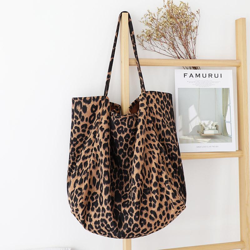 Evening Bags Tote Bag For Women Fashion Leopard Retro Canvas Shoulder Purses And Handbags Luxury Designer Large Capacity Satchels
Evening Bags Tote Bag For Women Fashion Leopard Retro Canvas Shoulder Purses And Handbags Luxury Designer Large Capacity Satchels
