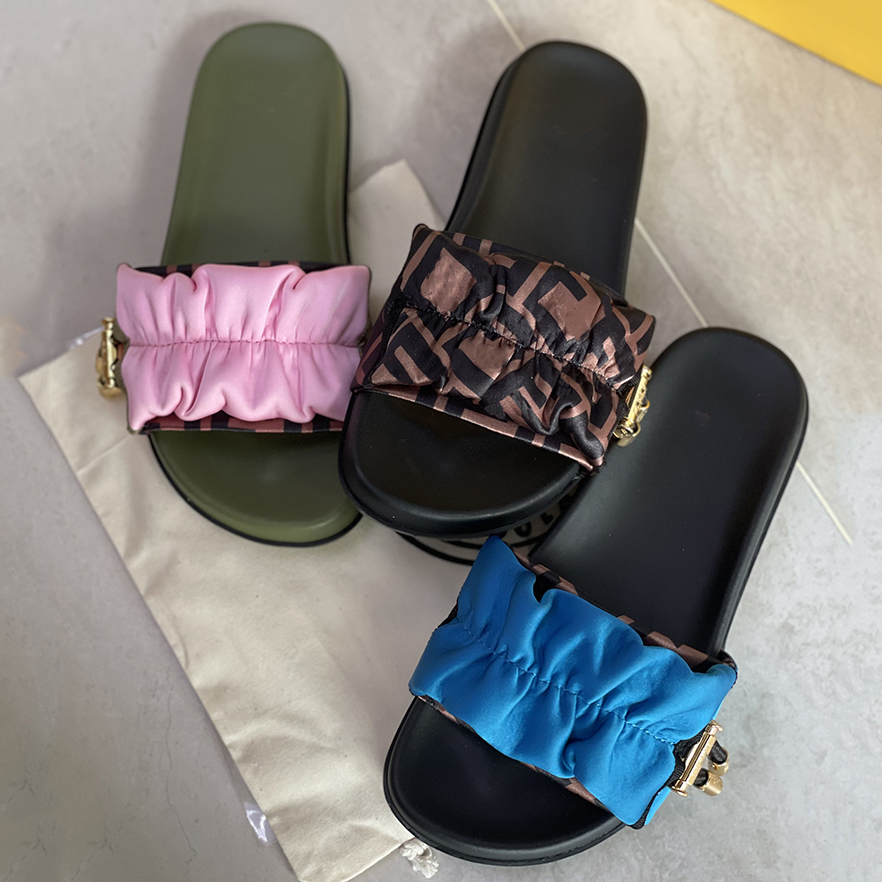 Women Signature Sandals Wide-band Satin Slippers Designers Slides Pink Tobacco-colored Flats Shoes Gold Stopper with box 316, Socks
Women Signature Sandals Wide-band Satin Slippers Designers Slides Pink Tobacco-colored Flats Shoes Gold Stopper with box 316, Socks