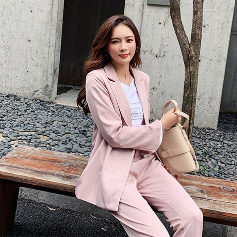 Women Pant Suits Double-breasted Striped Blazer Jacket and Slim Pencil 2 Pieces Set Female Wear office Lady Business 210525, Gray
Women Pant Suits Double-breasted Striped Blazer Jacket and Slim Pencil 2 Pieces Set Female Wear office Lady Business 210525, Gray