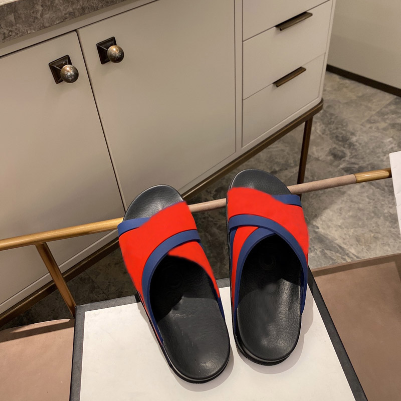 Couple models 2021 female fashion designer flat slippers summer thick bottom increase simple atmosphere wholesale code 35-45
Couple models 2021 female fashion designer flat slippers summer thick bottom increase simple atmosphere wholesale code 35-45