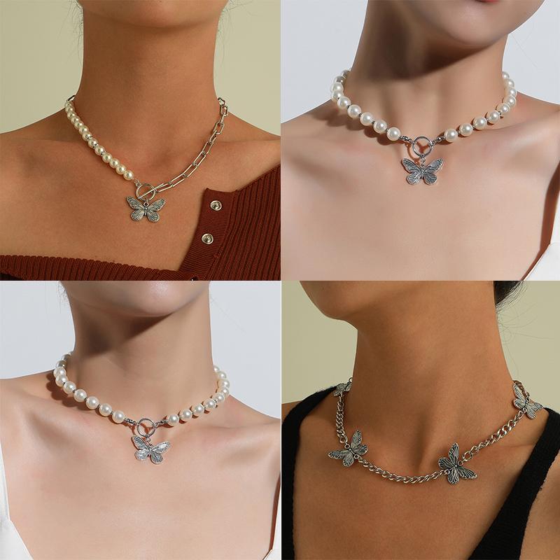 Chokers Antique Pearl Chain Necklace With Butterfly Temperament Stylish Western Style OT Button Pendant Retro
Chokers Antique Pearl Chain Necklace With Butterfly Temperament Stylish Western Style OT Button Pendant Retro