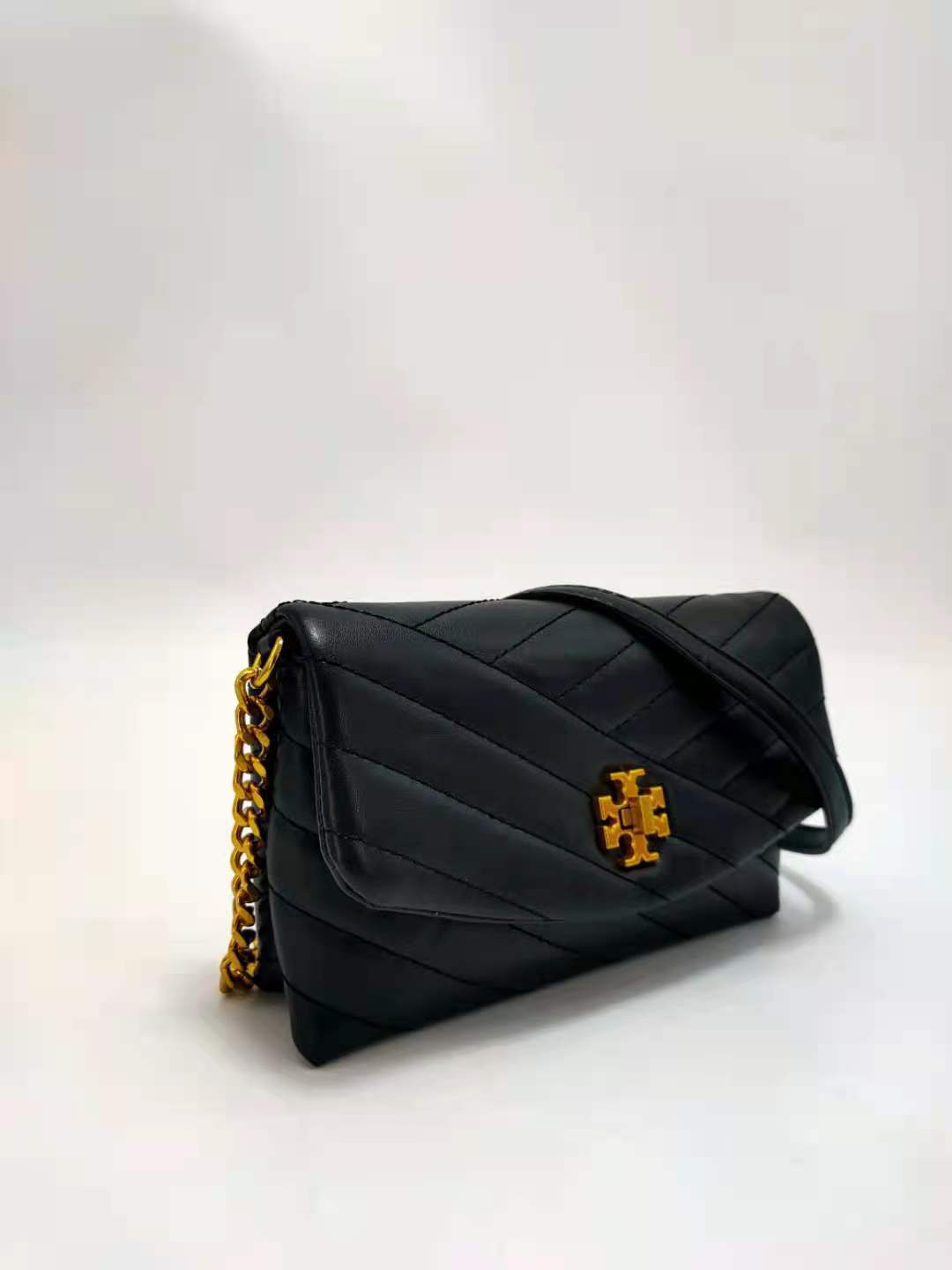 Designer TB women's Bag Mini one shoulder slanting chain fashion diamond lattice embroidered envelope small square bag hileng
Designer TB women's Bag Mini one shoulder slanting chain fashion diamond lattice embroidered envelope small square bag hileng