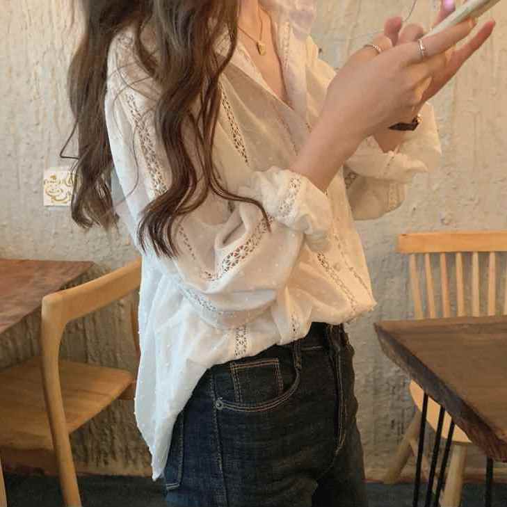 Elegant Hollow Out Lace Shirt Women Causal White Blouse Long Sleeve Top Female Korean Ladies Office Loose Blusas 210422