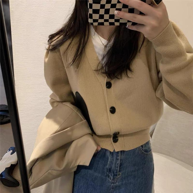 Women's Knits & Tees 2021 Autumn Winter Women V-Neck Knit Cardigan Heart Patch Ladies Long Sleeve Single-Breasted Sweater Outwear Female Kni, White
Women's Knits & Tees 2021 Autumn Winter Women V-Neck Knit Cardigan Heart Patch Ladies Long Sleeve Single-Breasted Sweater Outwear Female Kni, White