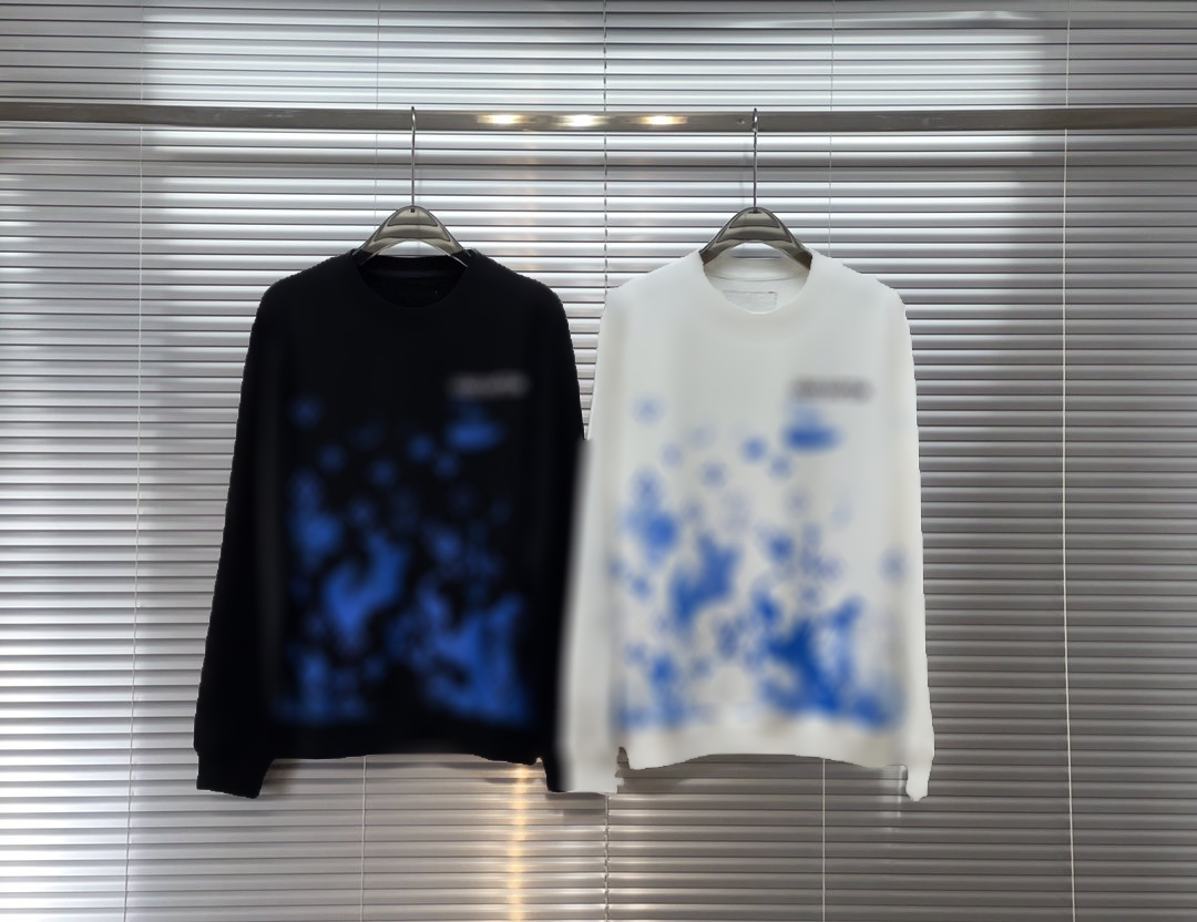 2021 Europe's latest fashion autumn and winter watercolor letter rendering printed cotton blend sweatshirt famous designer men's a, Black
2021 Europe's latest fashion autumn and winter watercolor letter rendering printed cotton blend sweatshirt famous designer men's a, Black