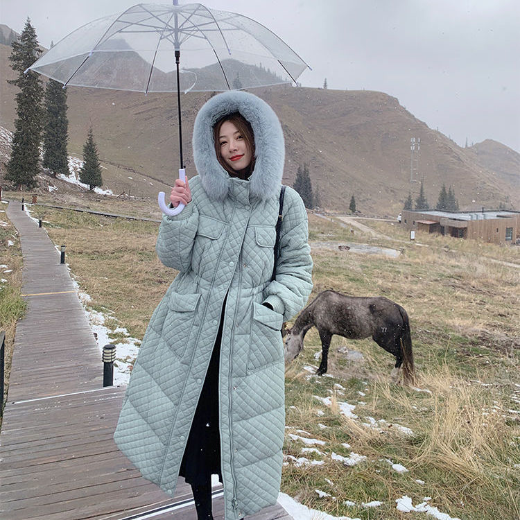 90% White Duck Down Coat Long Fur Hooded Rhombus Pattern Parka Argyle Plaid Bubble Jacket Snow Outwear 210510